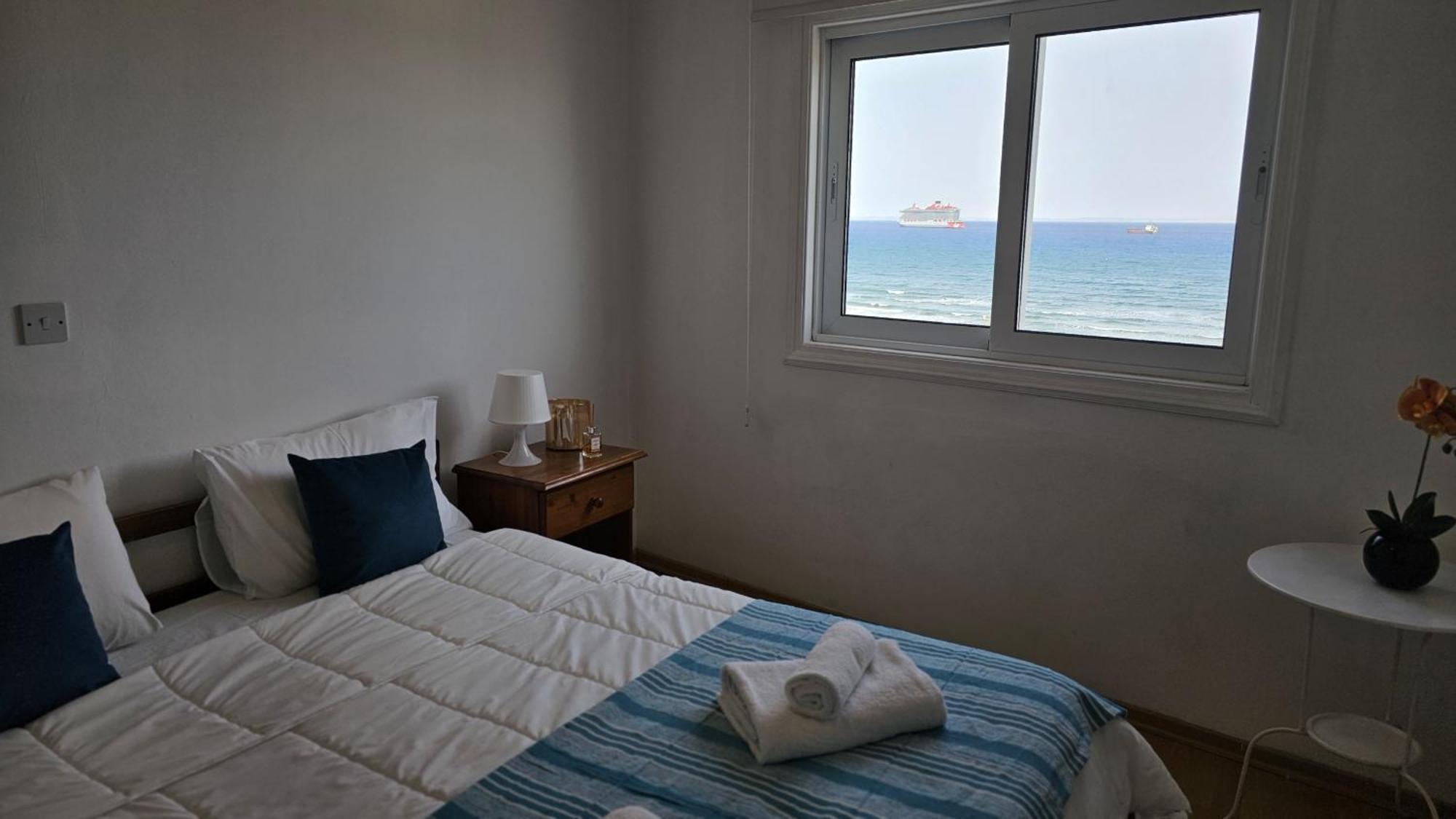 Dreamy Seaside *